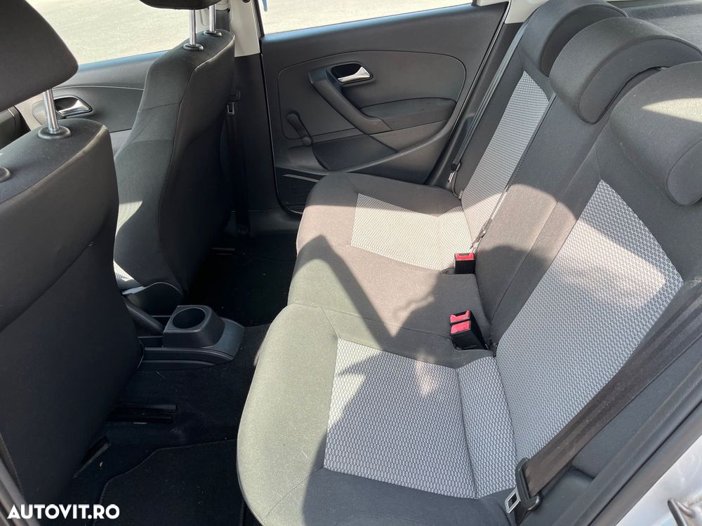 Volkswagen Polo - 12