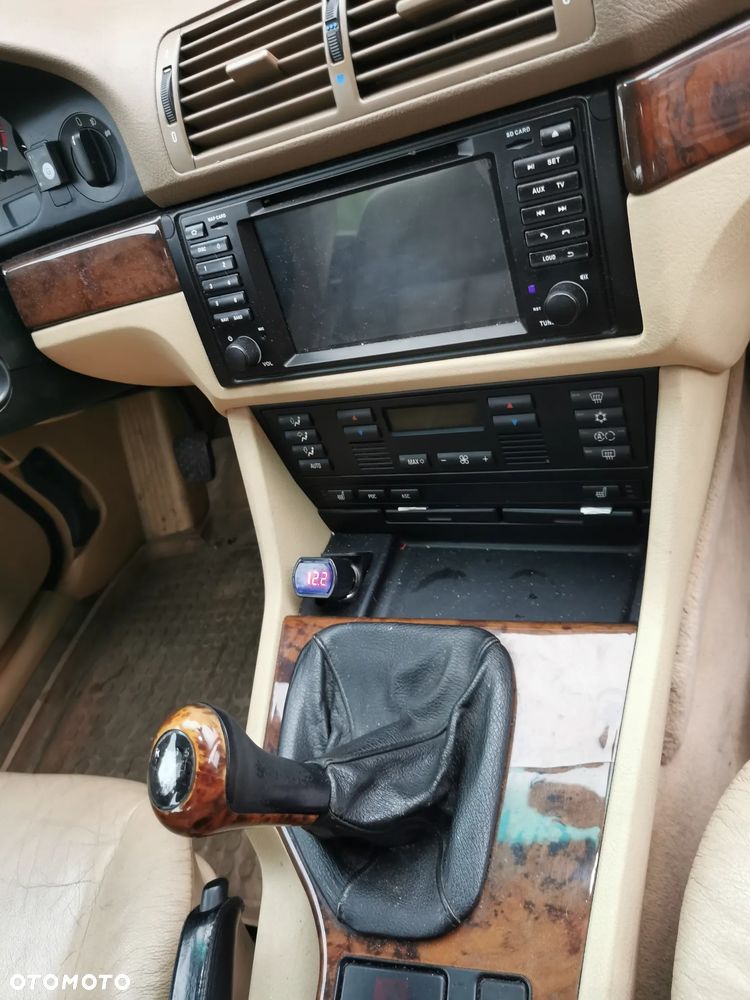 BMW Seria 5 - 12