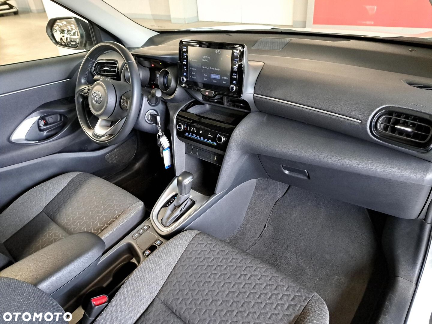 Toyota Yaris Cross - 16