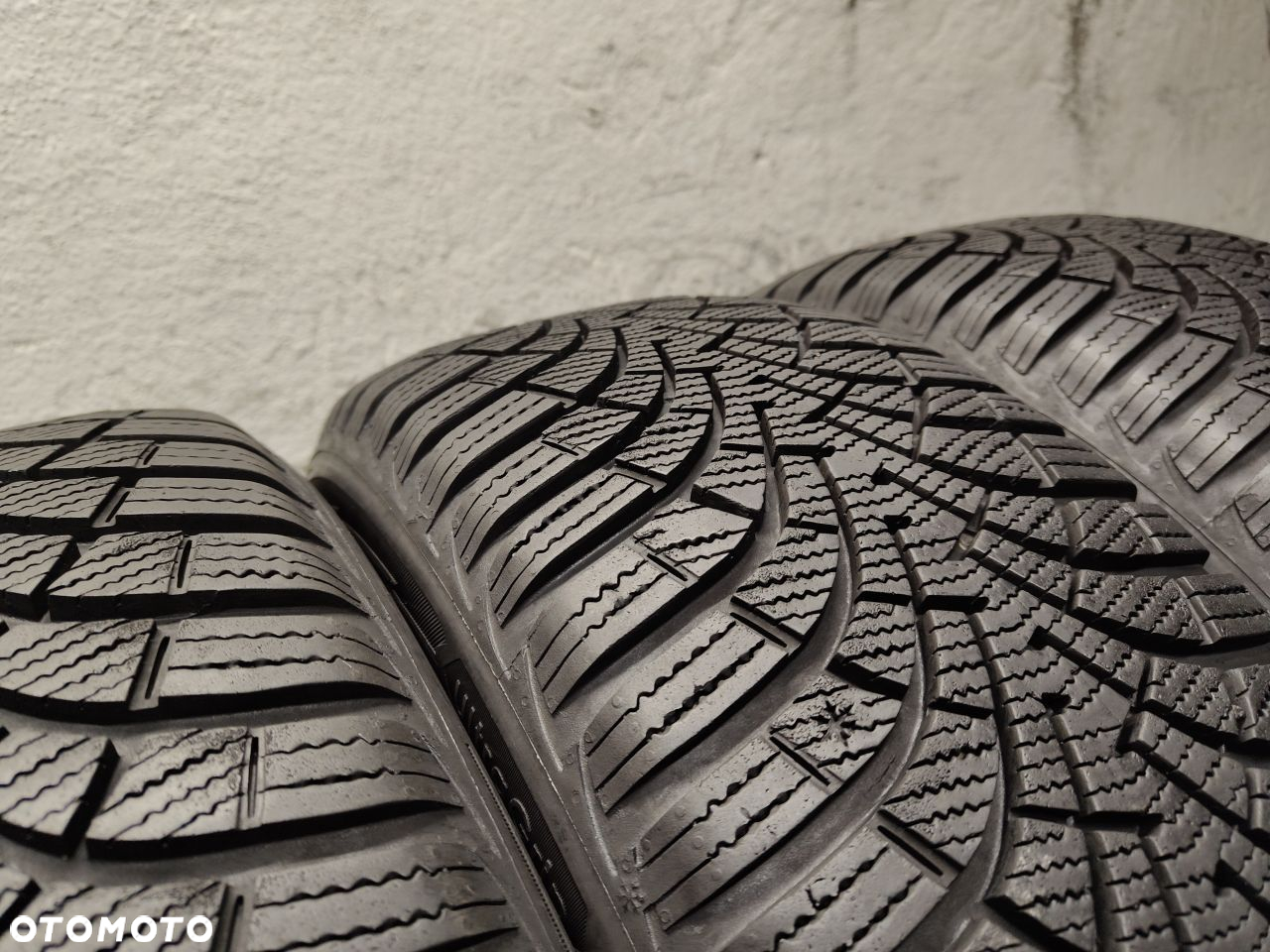205/55R16 Opony Zimowe Goodyear 7,8mm KOMPLET OPON - 4