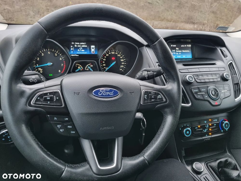 Ford Focus 1.6 Trend - 6