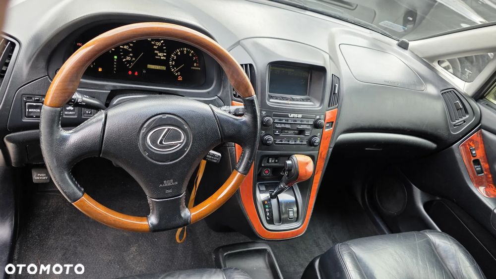 Lexus RX FWD - 2
