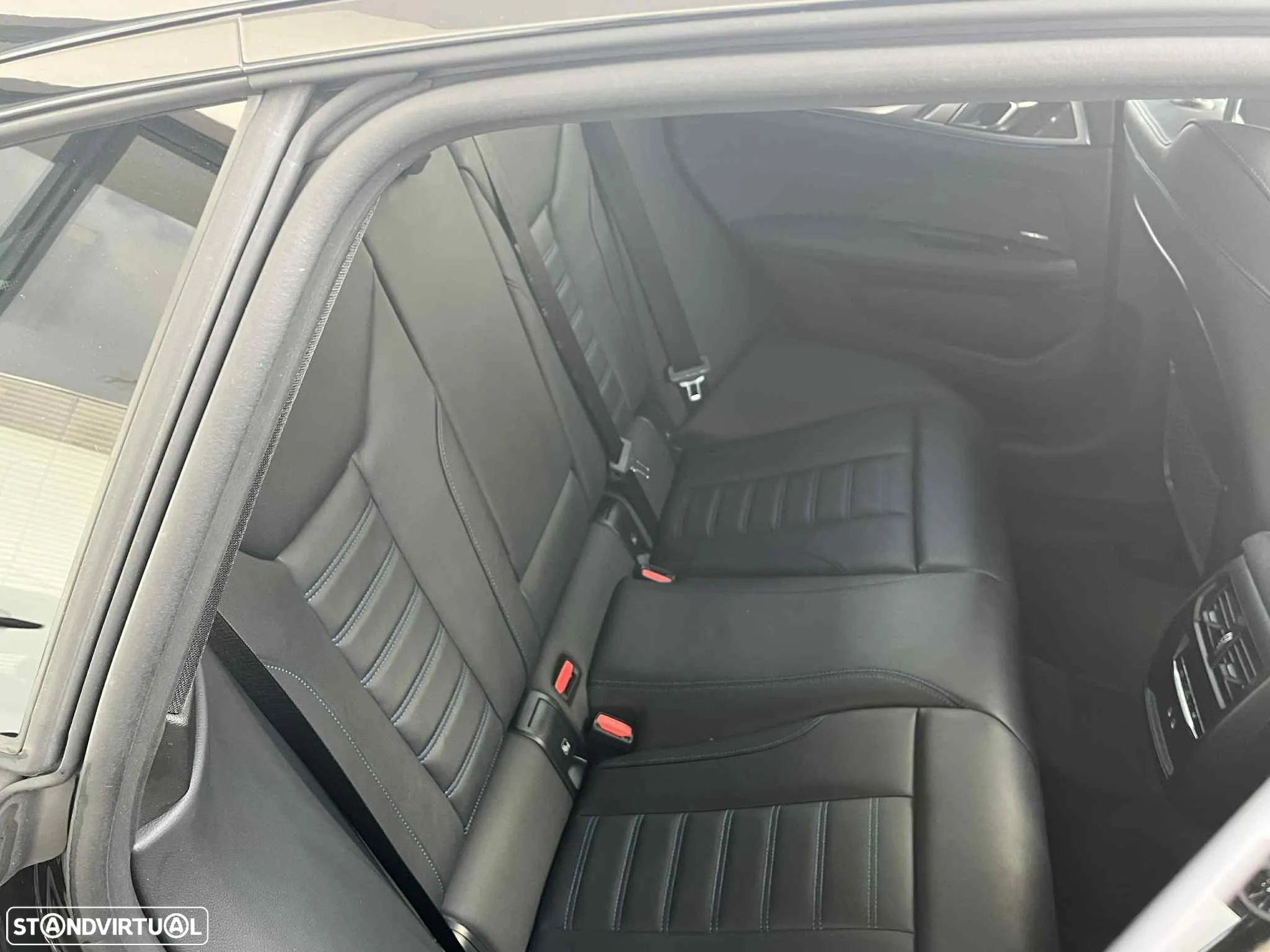 BMW i4 M50 - 38