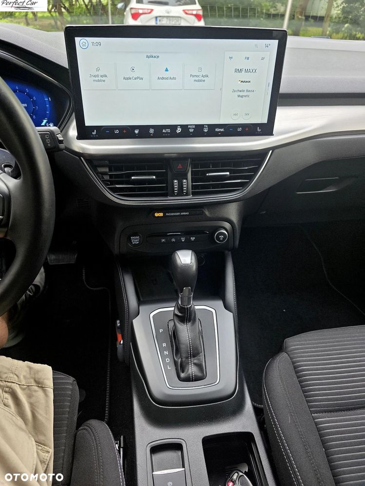 Ford Focus SW 1.0 EcoBoost Hybrid TITANIUM X - 18