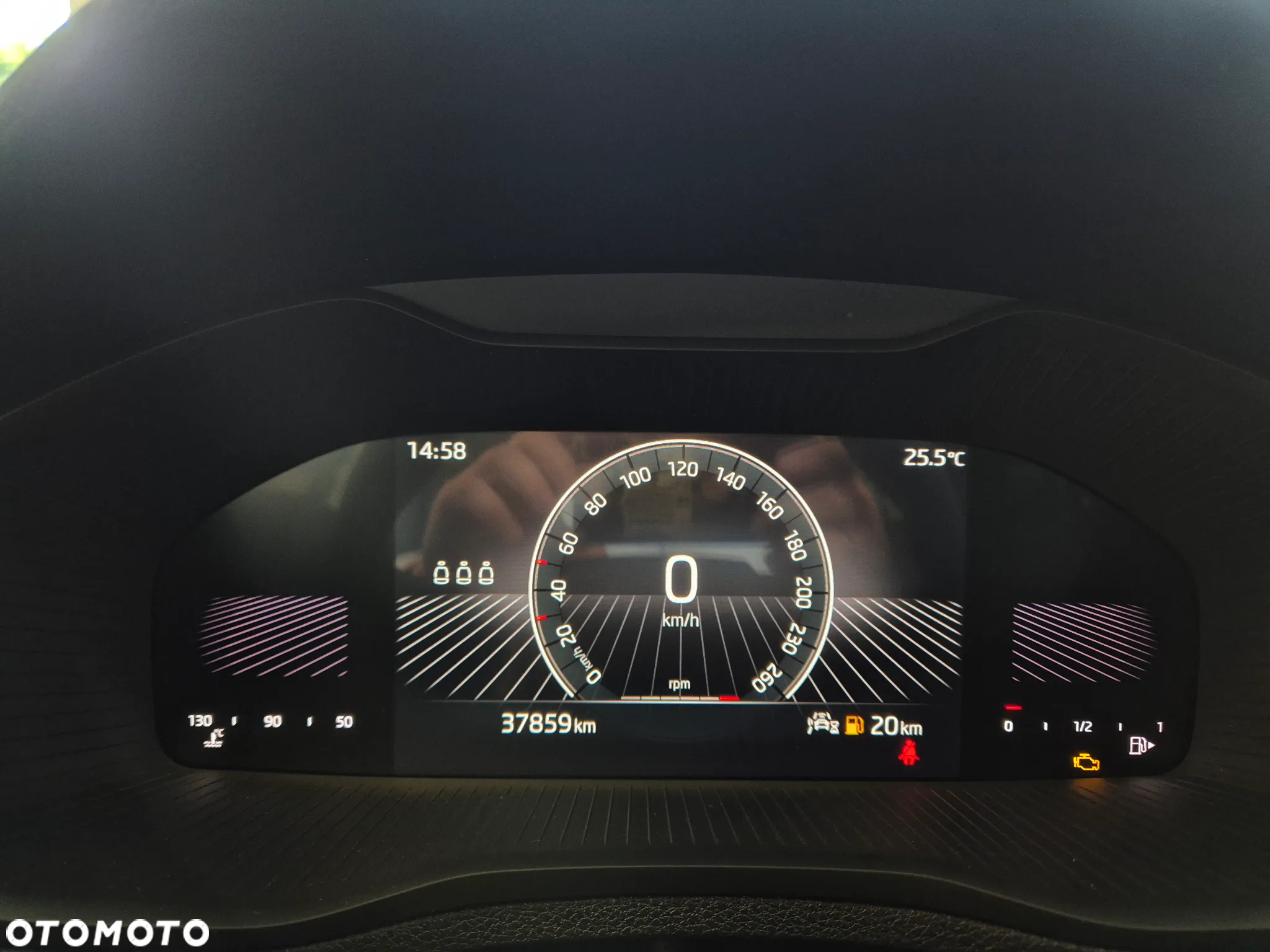 Skoda Karoq 1.5 TSI ACT 4x2 Ambition - 14
