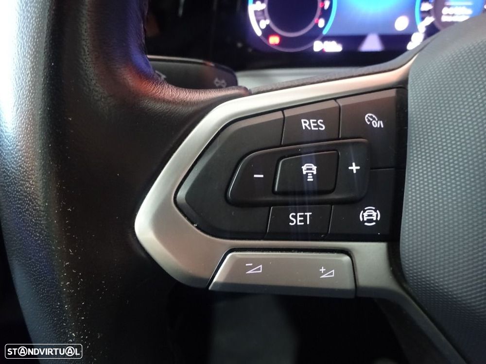 VW Golf 1.0 TSI Life - 17