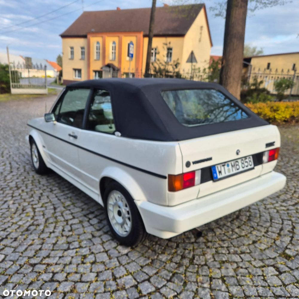 Volkswagen Golf - 8