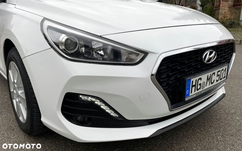 Hyundai i30 1.4 Passion - 35