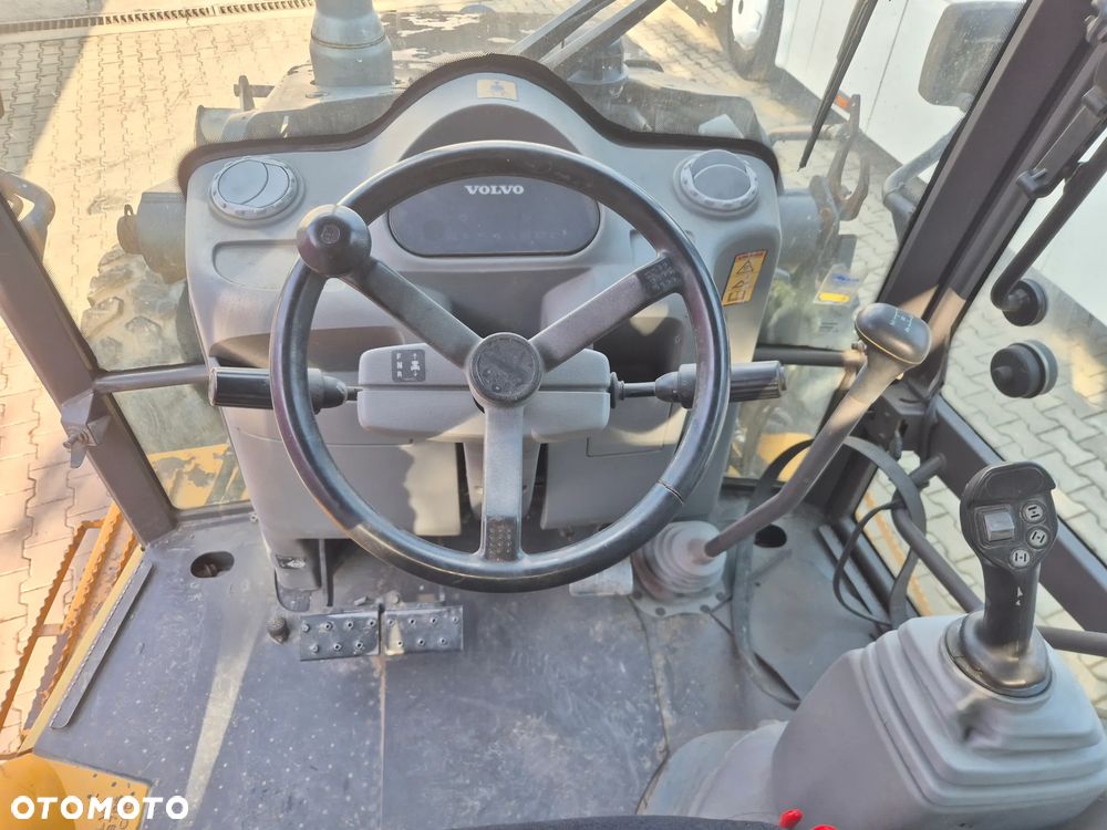 Volvo BL71 / SPROWADZONA / 5500 MTH - 20