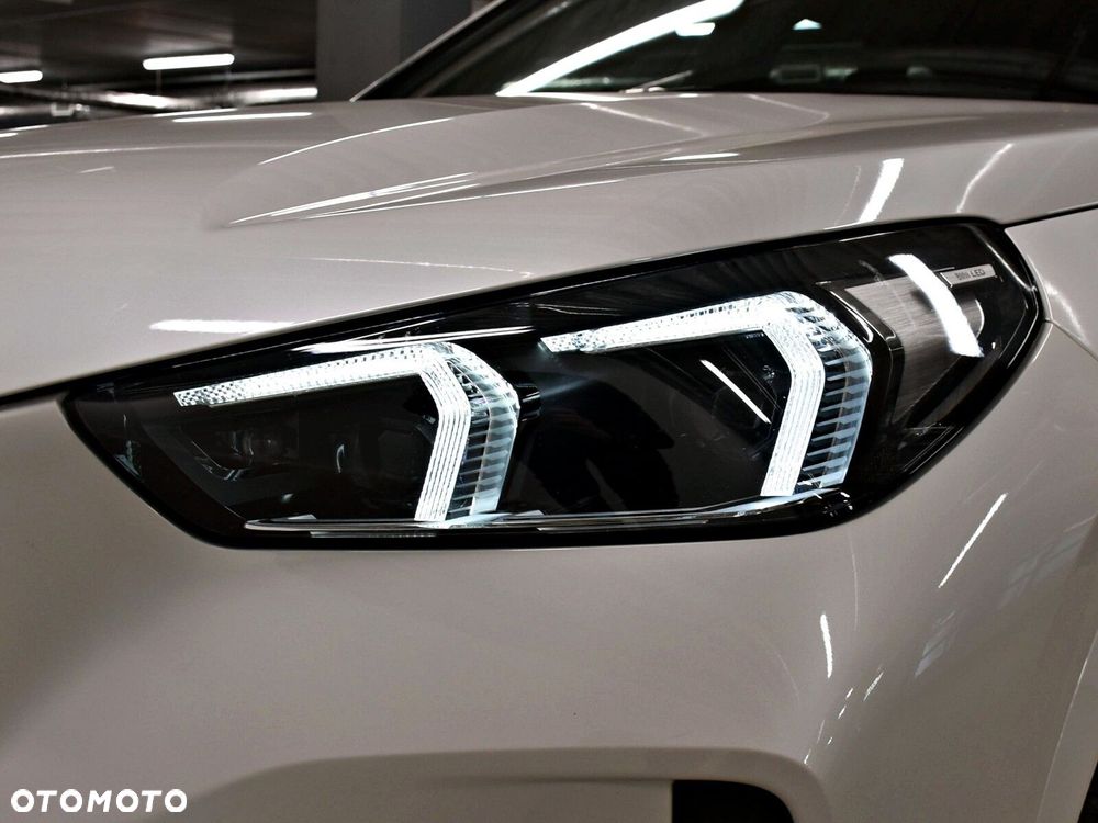 BMW iX1 - 34