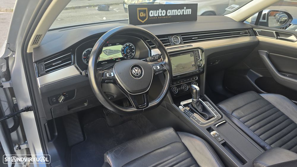 VW Passat Variant 2.0 TDI Highline DSG 4Motion - 18