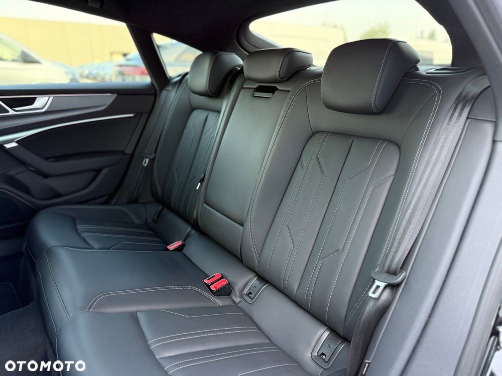 Audi A7 Sportback - 12