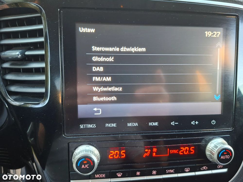 Mitsubishi Outlander Intense - 27