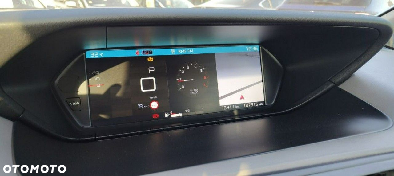 Citroën C4 Grand Picasso - 36