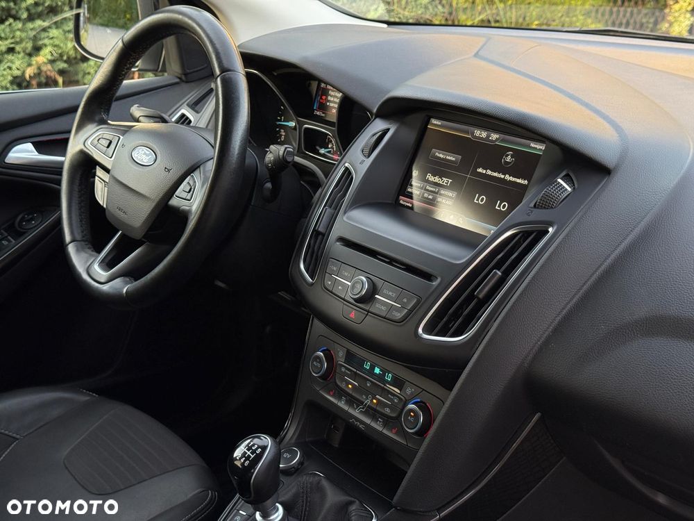 Ford Focus 1.5 TDCi Titanium ASS - 16