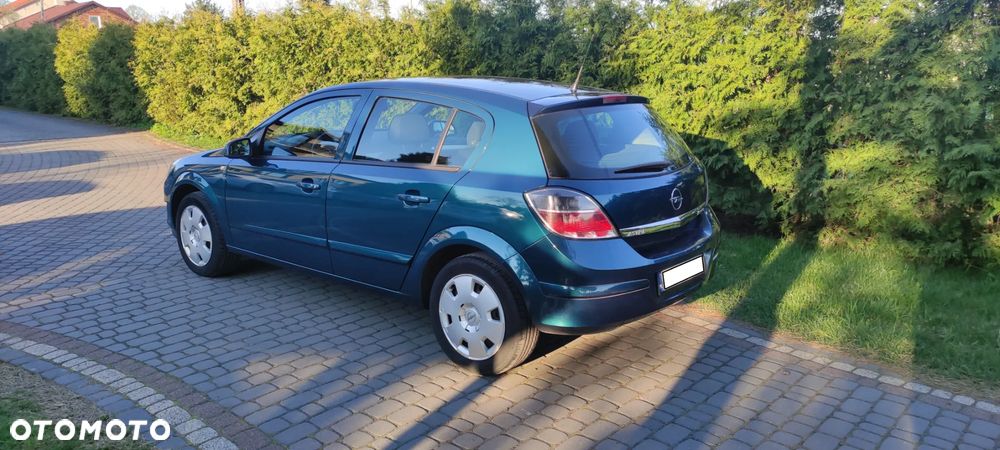 Opel Astra - 2