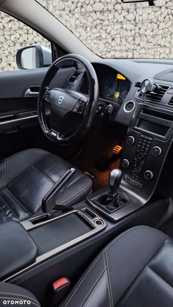 Volvo C30 D3 R-Design - 24