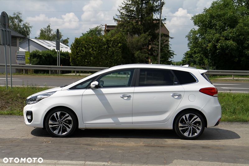 Kia Carens 1.7 CRDi 141 ISG Dream-Team Edition - 6