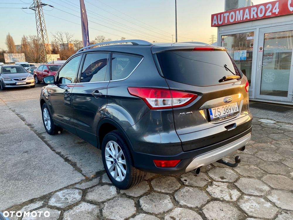 Ford Kuga 1.5 EcoBoost 2x4 Titanium - 12