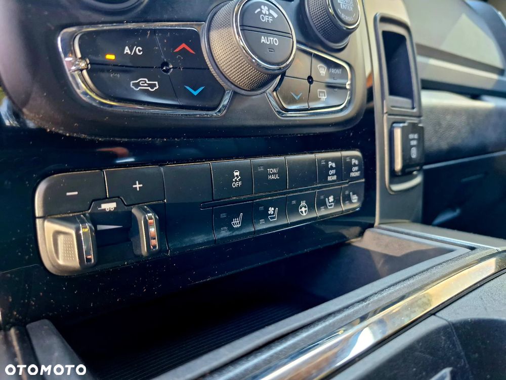 RAM 1500 5.7 Crew Cab Shortbed Laramie Sport - 28