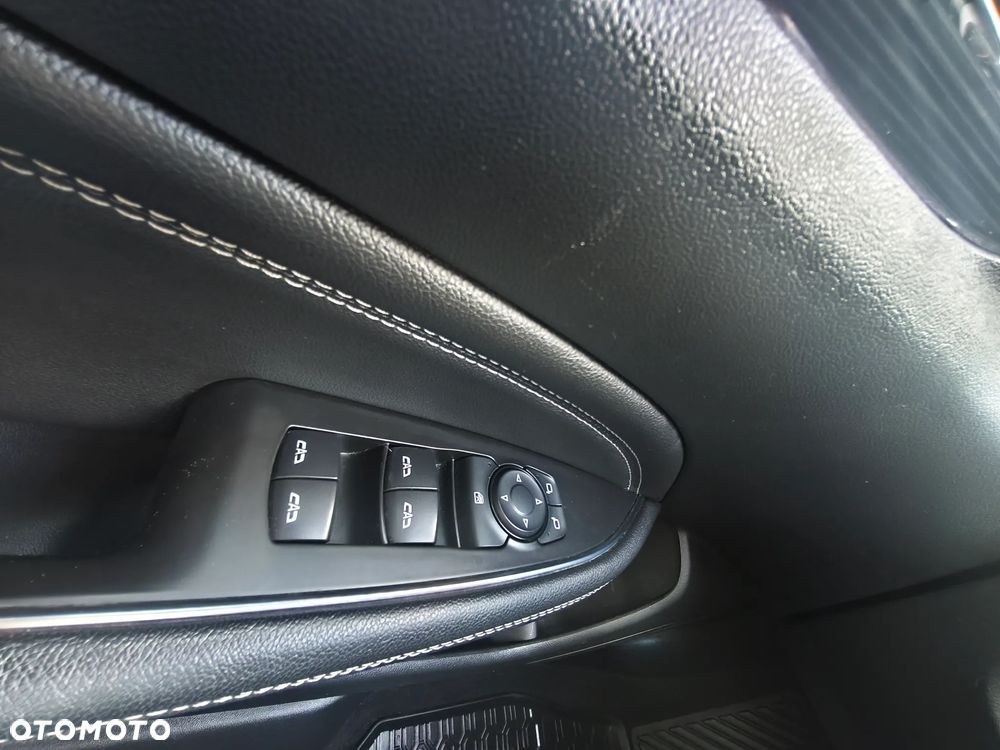 Opel Insignia - 3