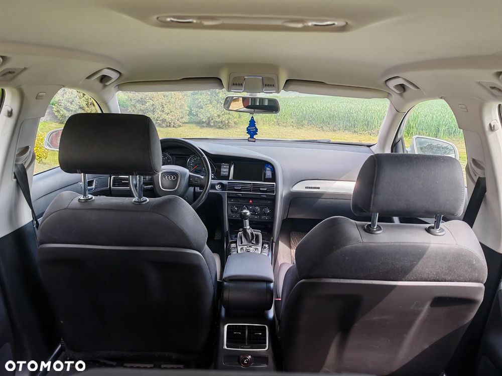 Audi A6 Avant 2.4 Quattro - 10