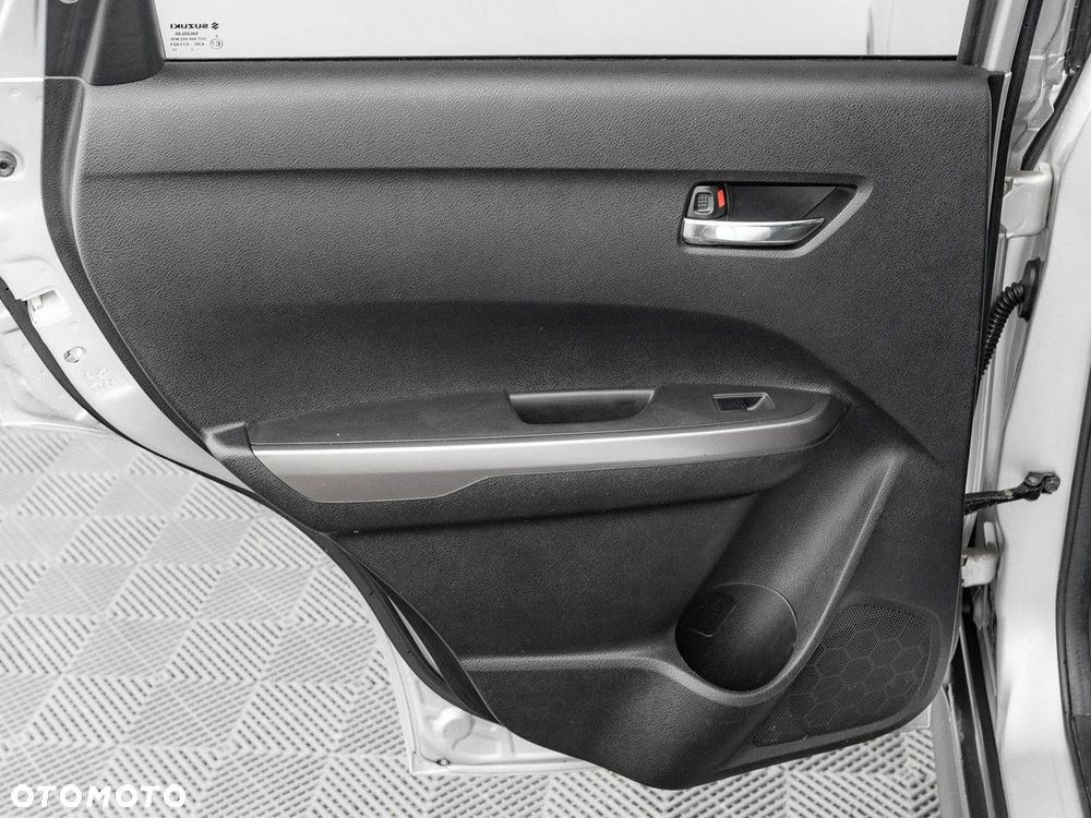 Suzuki Vitara - 26