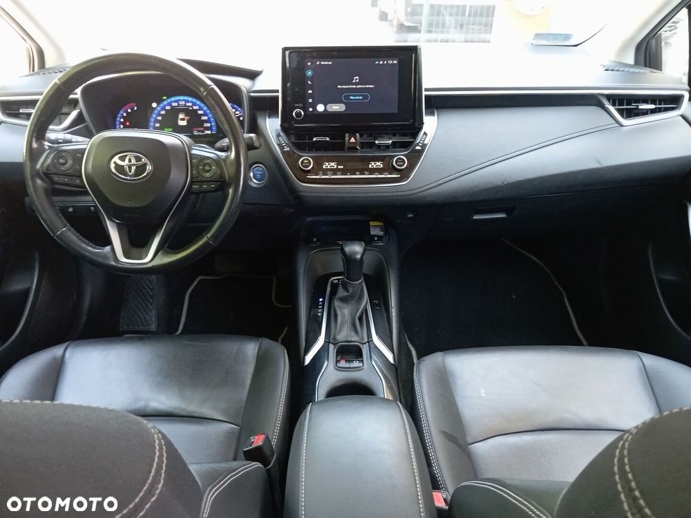 Toyota Corolla 1.8 Hybrid Executive - 3