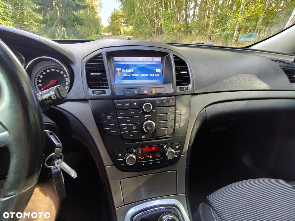 Opel Insignia 2.0 T SportsTourer 4x4 ecoFLEX Start/Stop Design Edition - 21