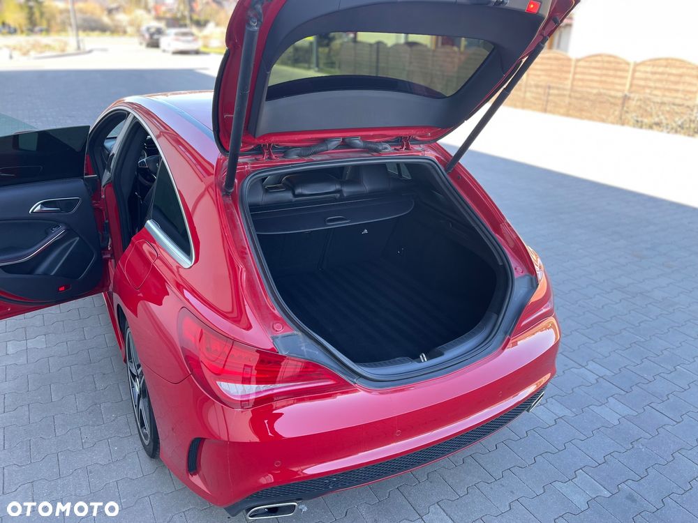 Mercedes-Benz CLA 180 7G-DCT SCORE - 23