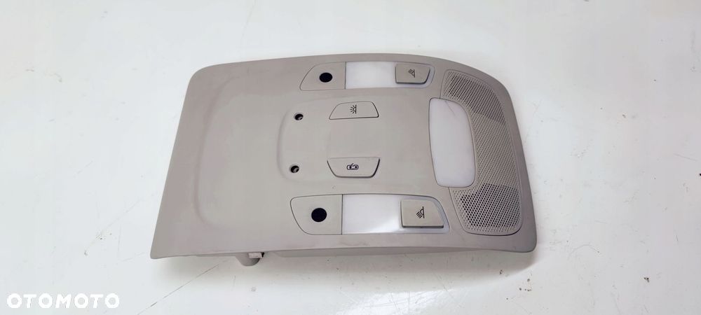 LAMPKA OŚWIETLENIE KABINY AUDI A6 C7 4G0947135 *2* - 2