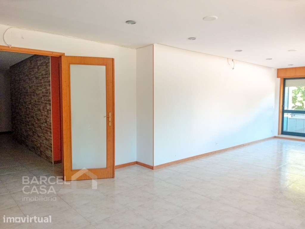 Apartamento T3 com garagem fechada em Arcozelo - Barcelos - Grande imagem: 4/15