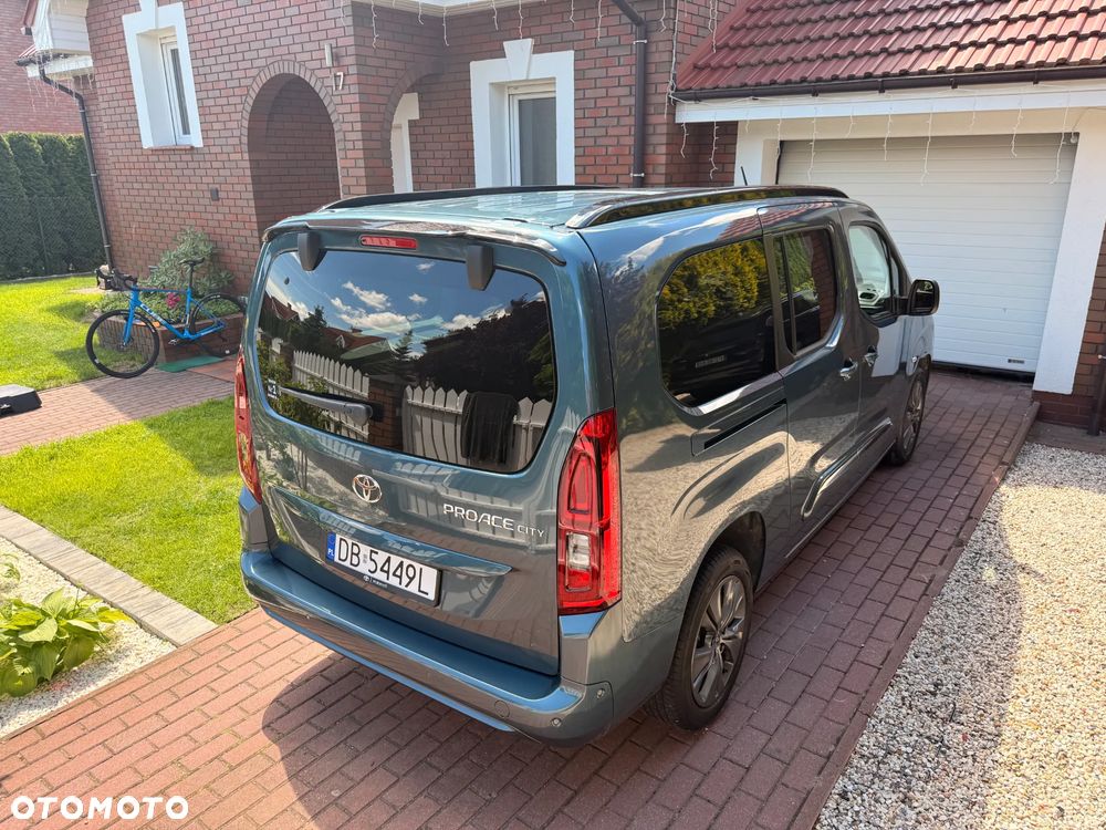 Toyota Proace City Verso 1.5 D-4D Family - 4