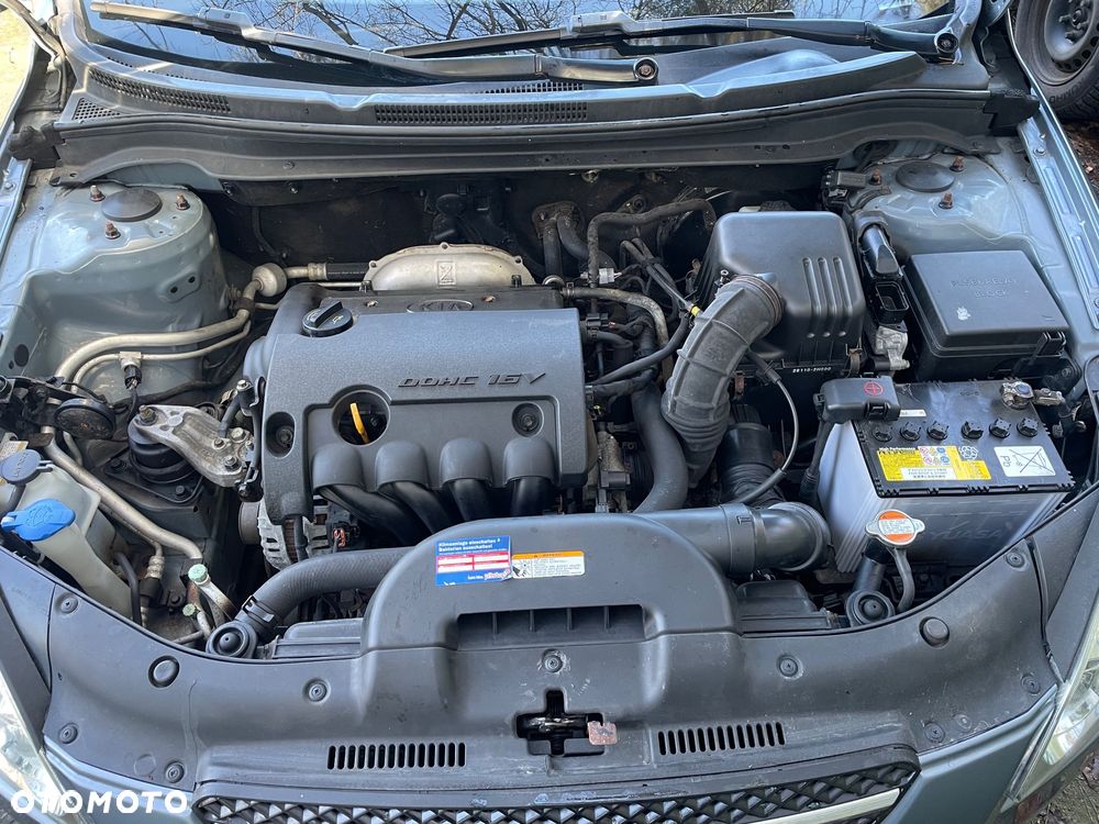 Kia Ceed 1.4 CVVT LX Basis - 9