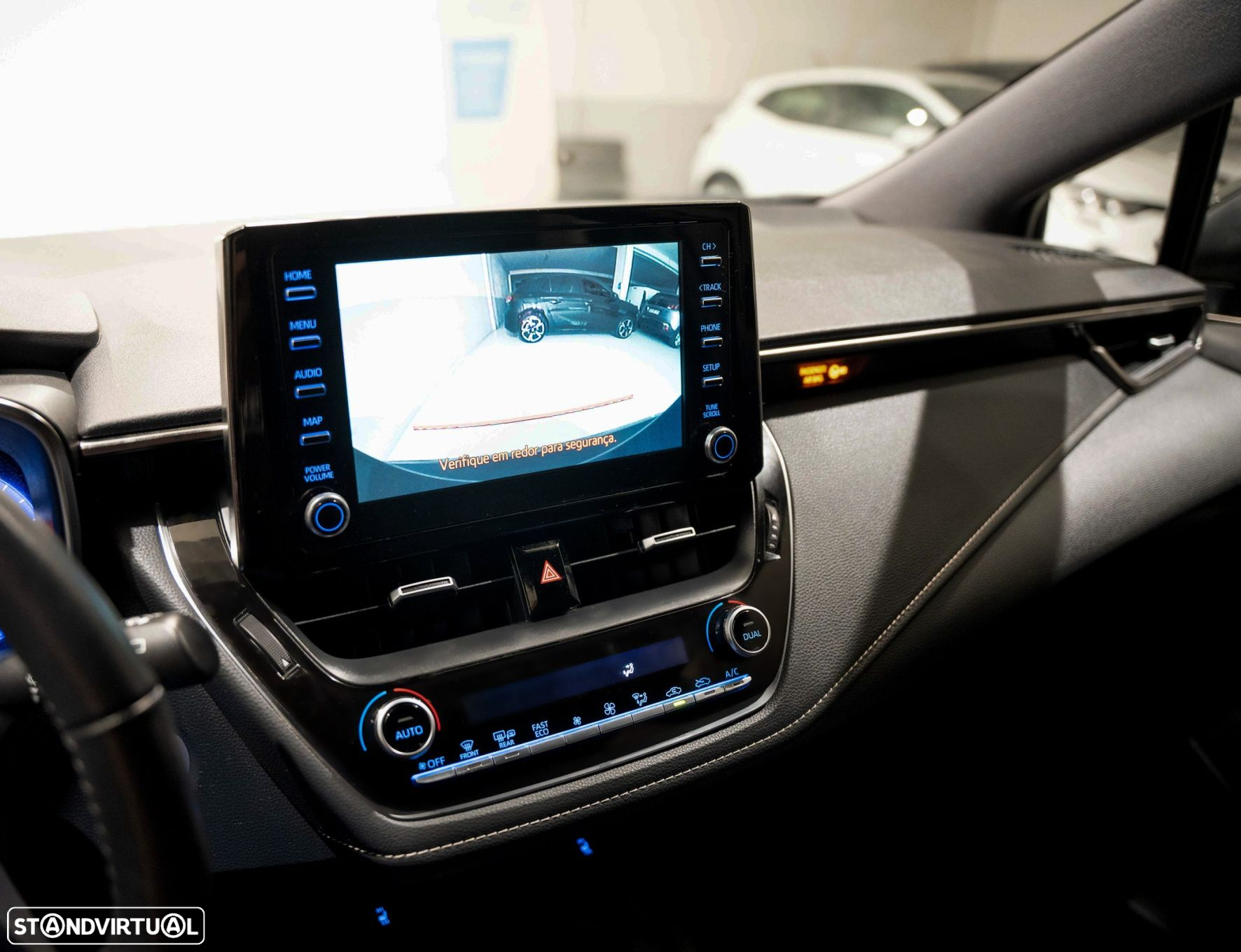 Toyota Corolla 1.8 Hybrid Comfort - 7