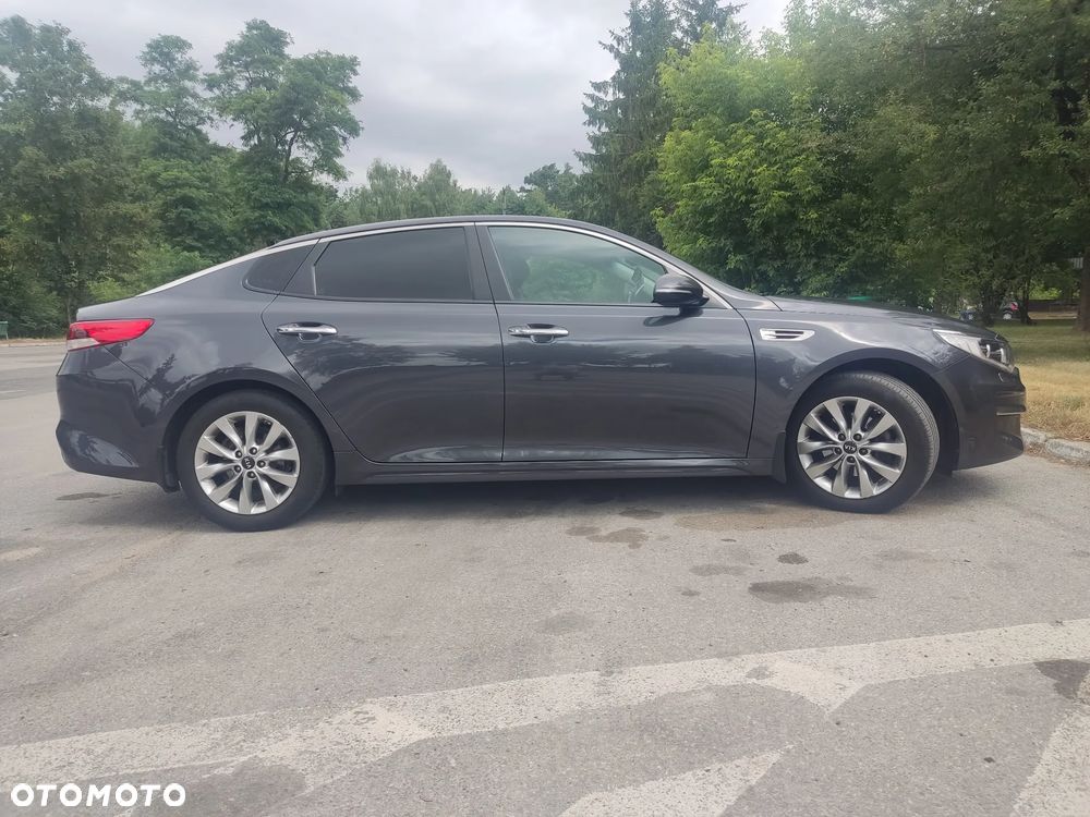 Kia Optima 2.0 M - 5