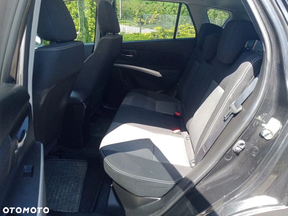 Suzuki SX4 1.6 Comfort Plus - 7