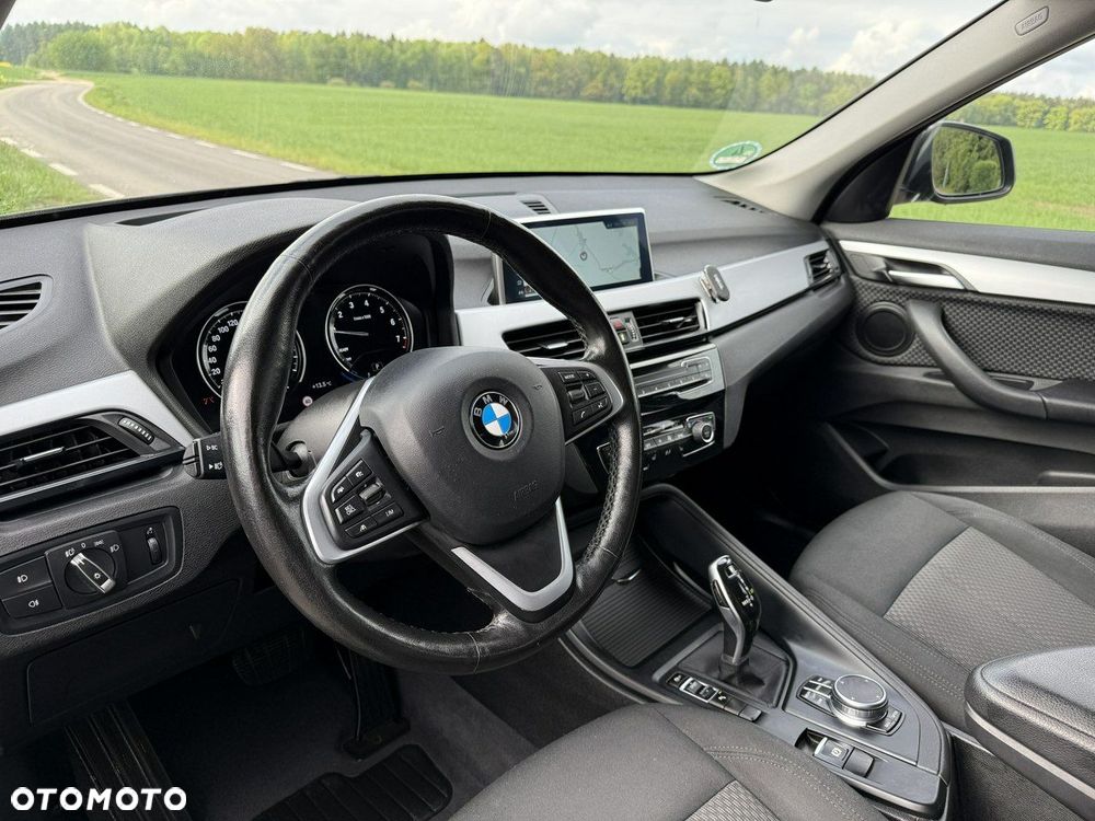 BMW X1 sDrive18i Advantage - 18