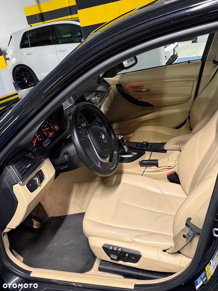 BMW Seria 3 328i xDrive - 6