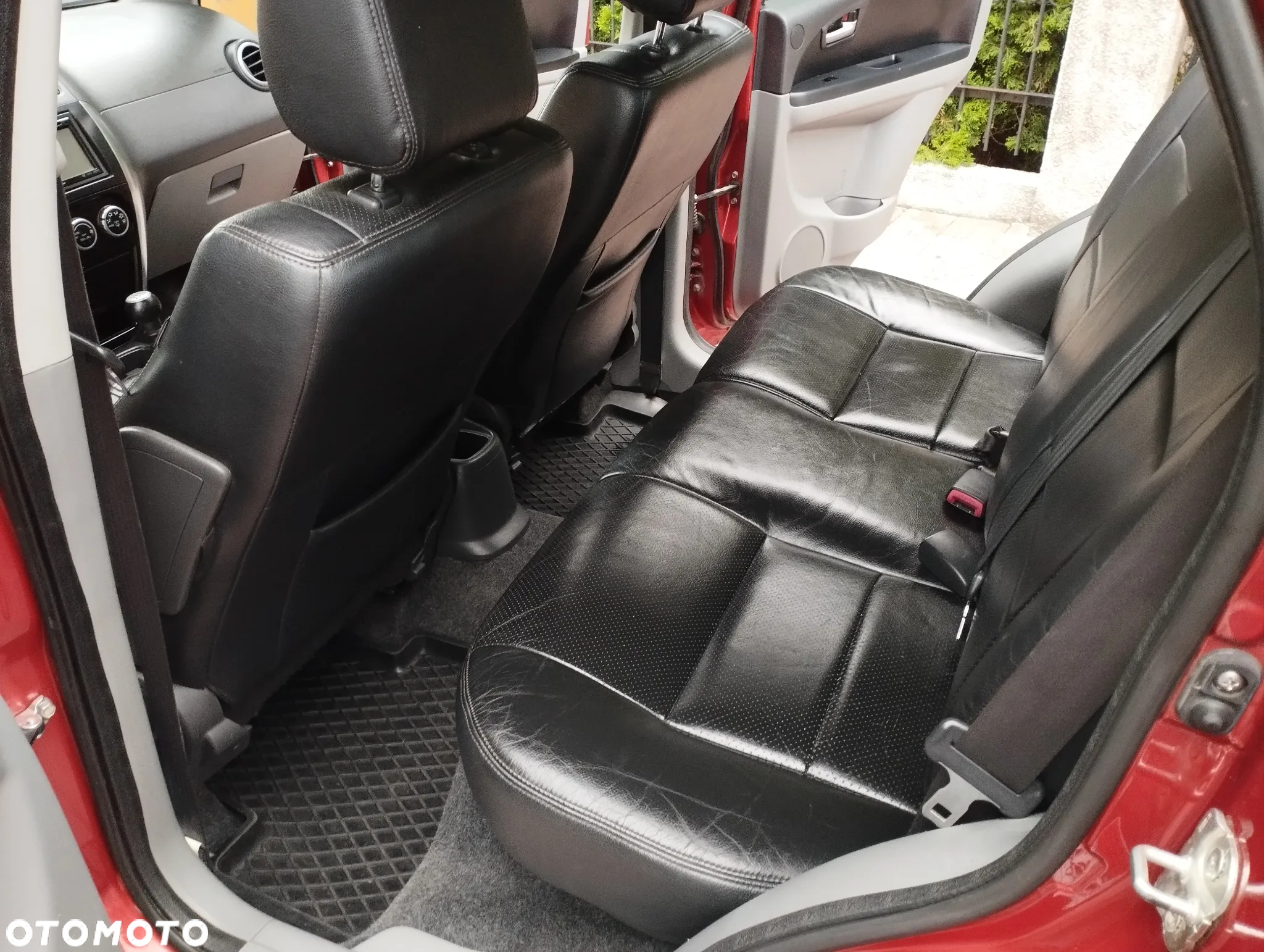 Suzuki SX4 1.9 DDiS 4WD GS / Premium - 13