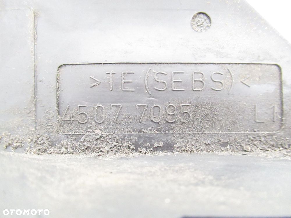 ZAMEK LEWY PRZEDNI PEUGEOT 407 45077095 6 PIN - 2