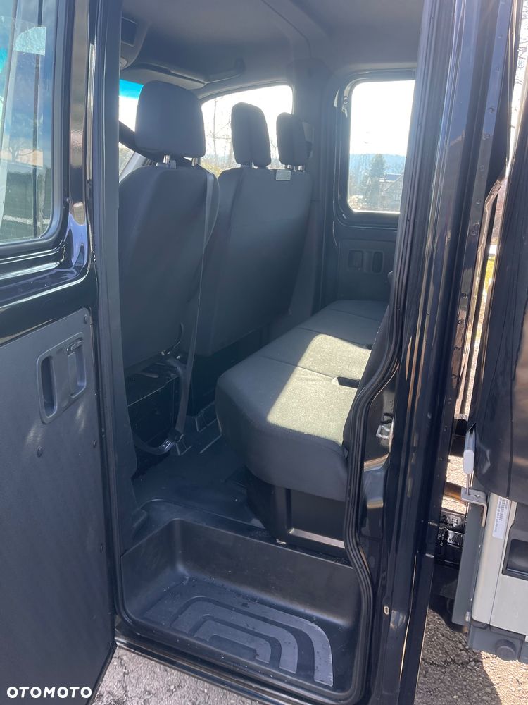 Mercedes-Benz Sprinter - 15