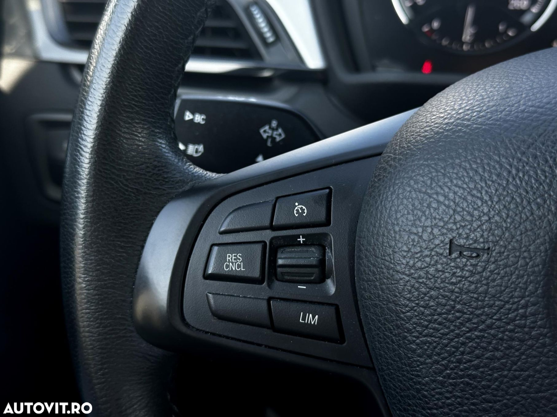 BMW X1 sDrive20i AT - 21