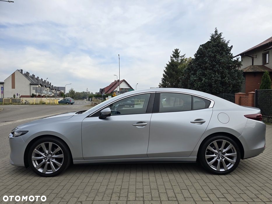 Mazda 3 2019 photo 2