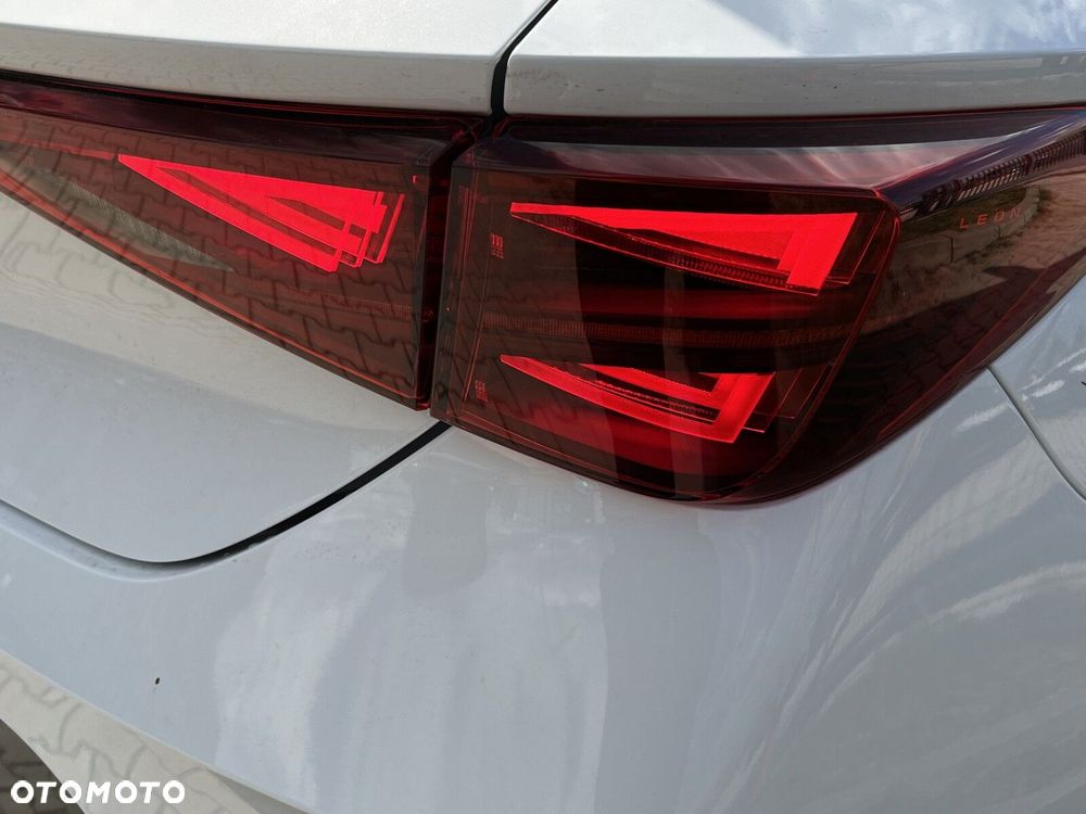 Cupra Leon 1.5 eTSI DSG - 12