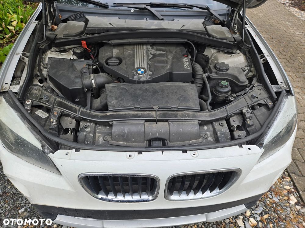 BMW X1 xDrive18d Sport Line - 11