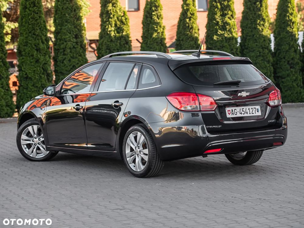 Chevrolet Cruze ver-1-8-ls-klm- - 9