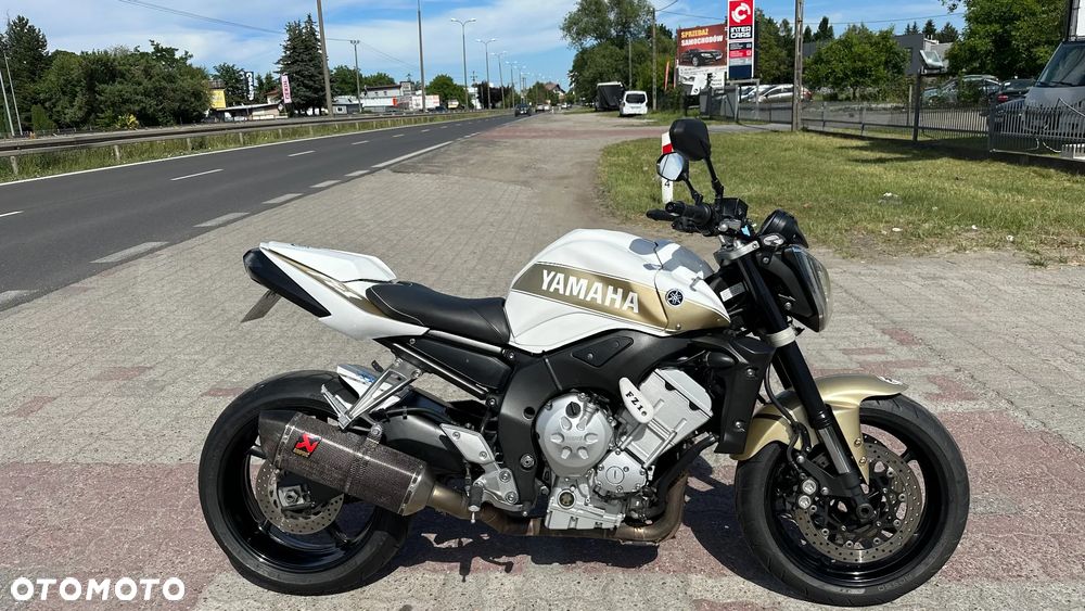 Yamaha FZ - 9