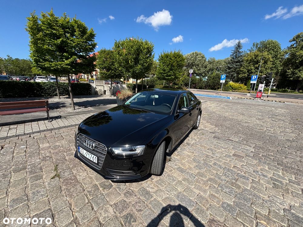 Audi A4 Limousine - 2