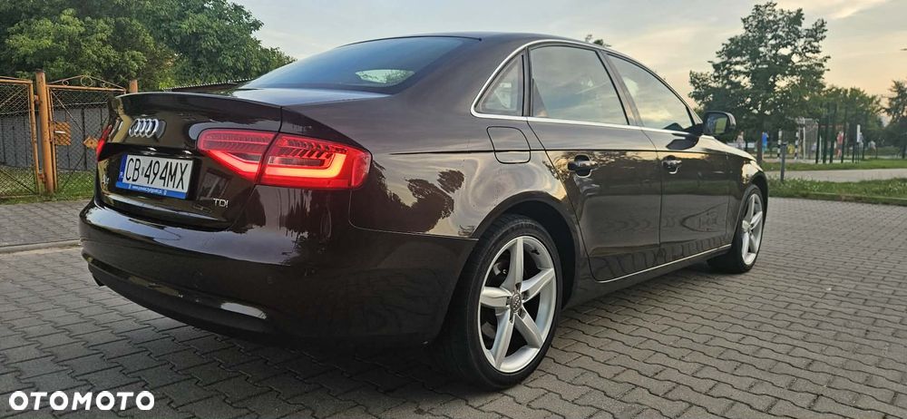 Audi A4 Limousine - 5